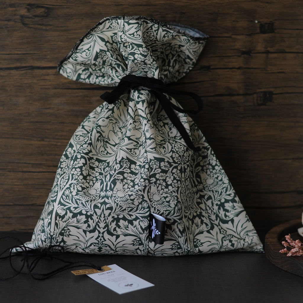THE William Morris Heritage Cotton Bread Bag | Brother Rabbit Forest Green