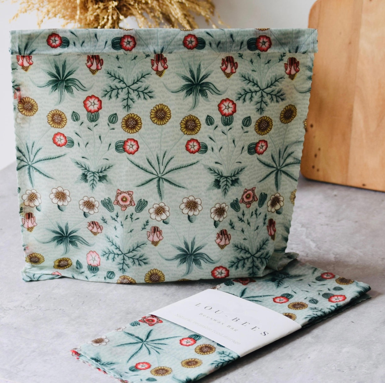 THE Bread Bag- William Morris Daisy