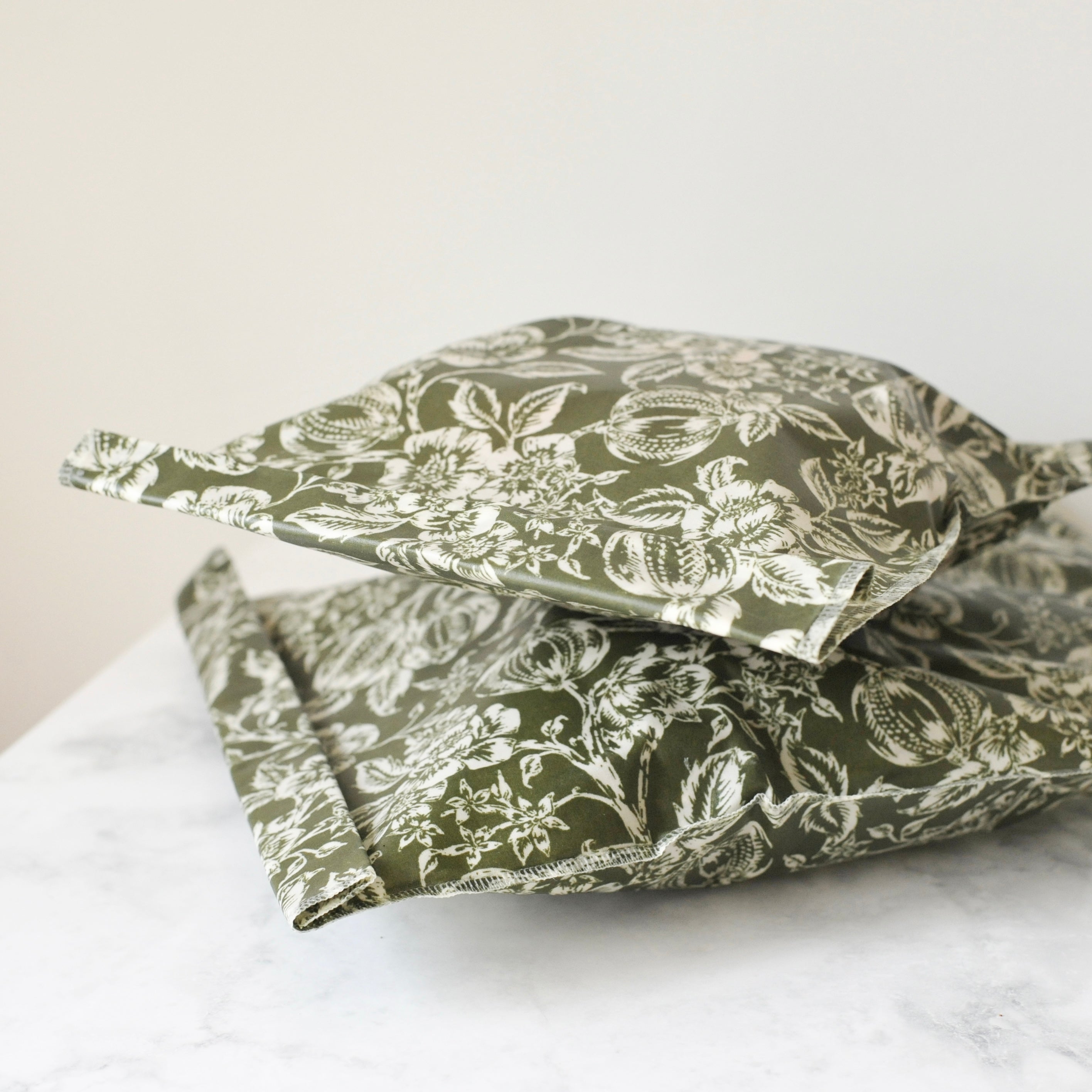 THE Bread Bag - Olive Heritage Floral