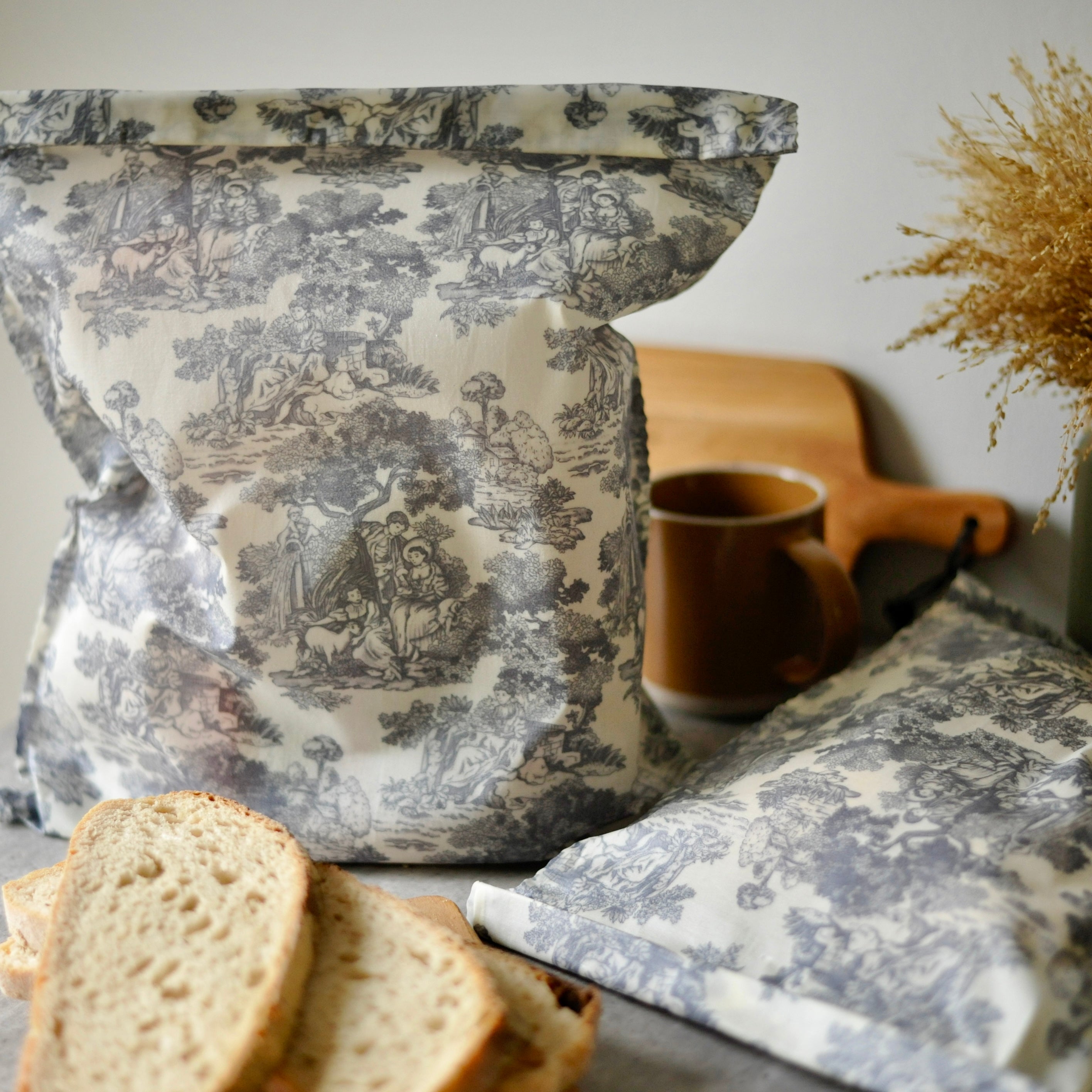 THE Beeswax Bag- Vintage Style